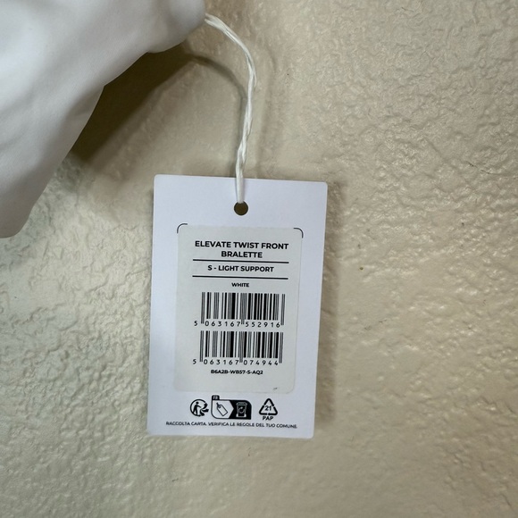 Gymshark Elevate Twist Front Sports Bra White Small - Picture 9 of 11